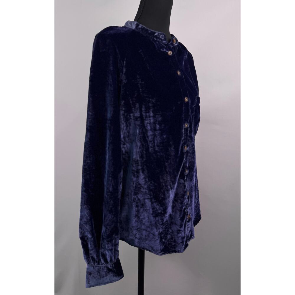 Pilcro Navy Blue Velvet Button Up Shirt Size Small NWT - Picture 5 of 12